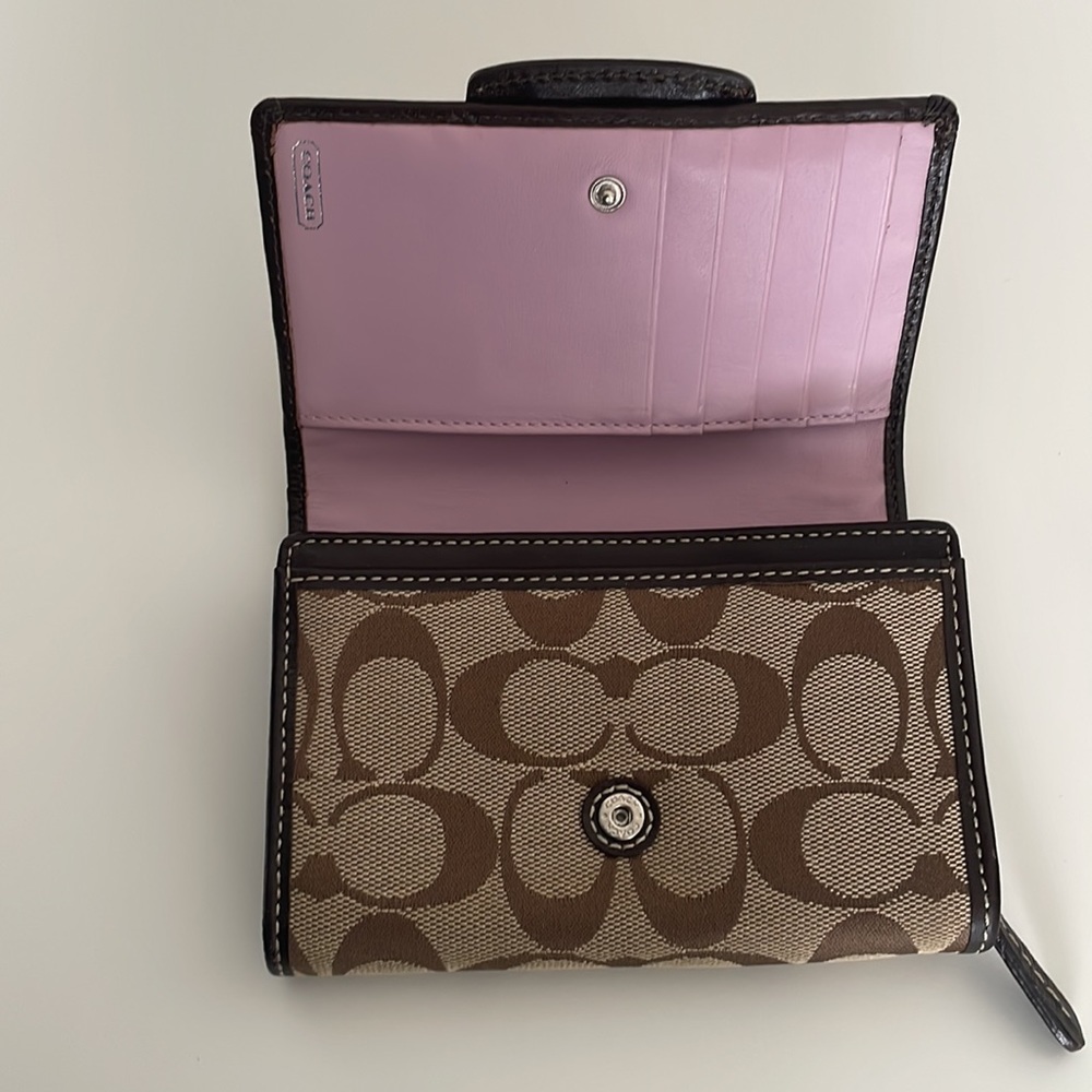 Coach wallet - Picture 2 of 6